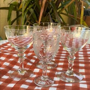 Elegant Clear Glass small sherry or wine glasses. Vintage